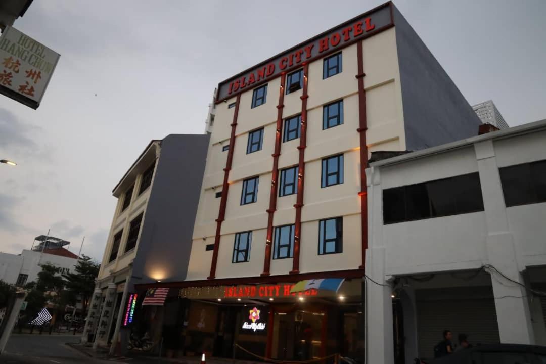 Capital O 90897 Island City Hotel George Town Exteriör bild